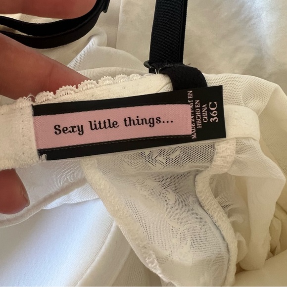 Victoria’s Secret lingerie - Picture 10 of 12